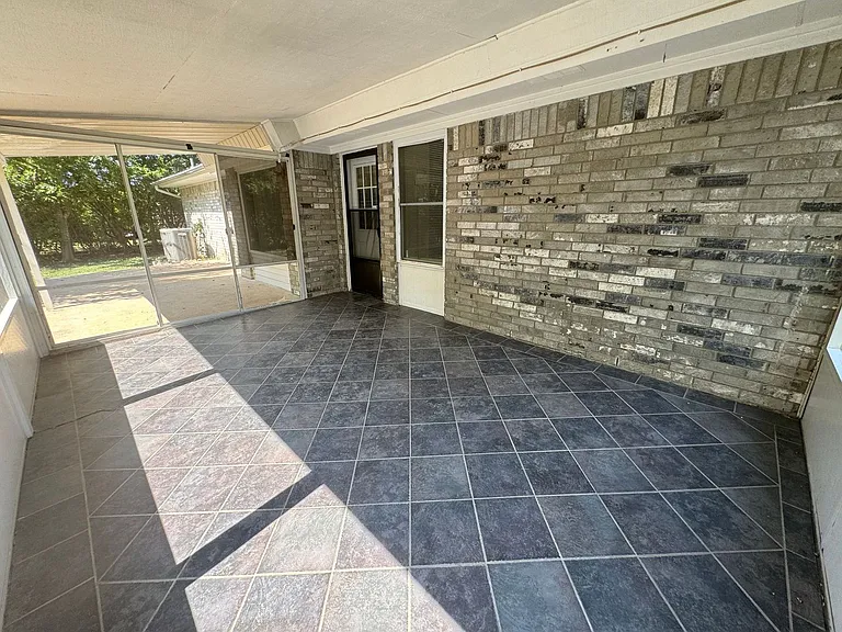 3312 Westrim Dr — Photo 18
