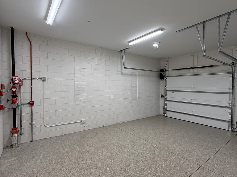 301 W Comstock Ave #3 — Photo 31
