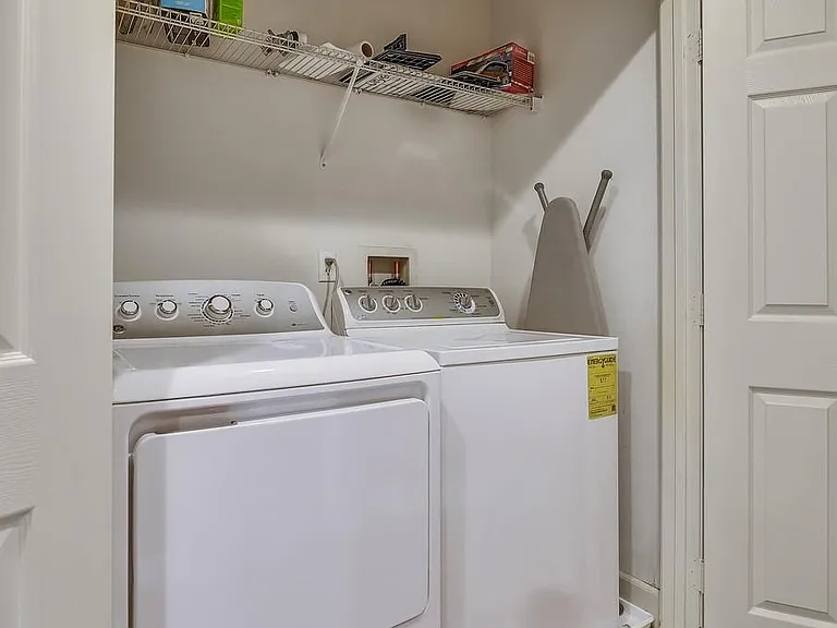 4460 Owens St #104 — Photo 9