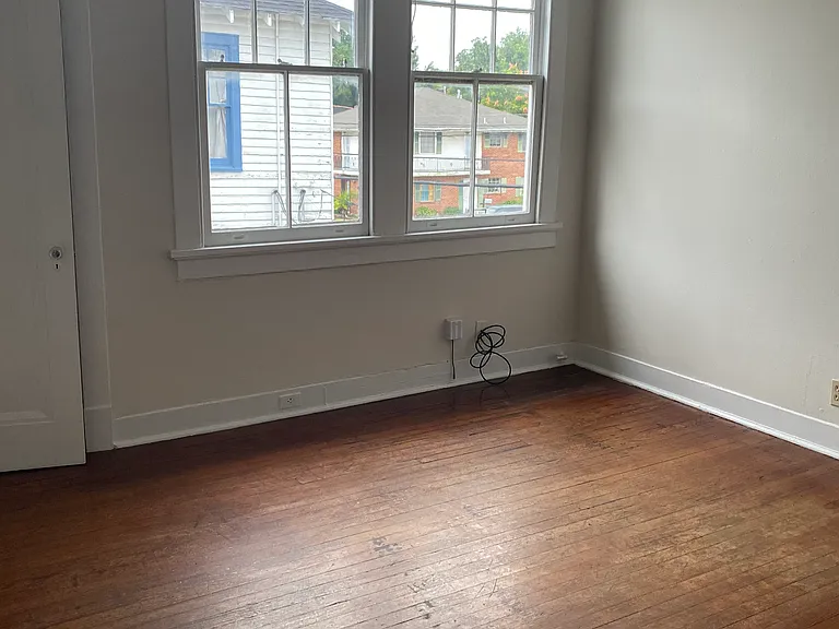 1722 S Lopez St — Photo 12