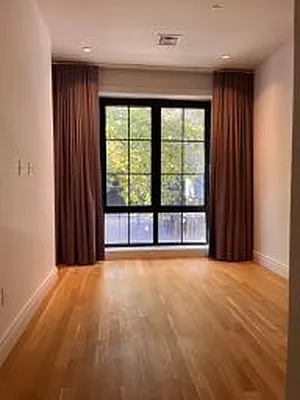 Rented by Compass | media 14