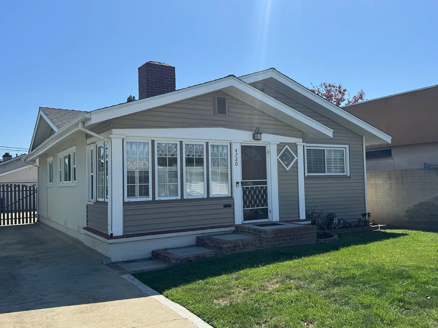 3 bed, 1381 sqft, $4,850 — Photo 1