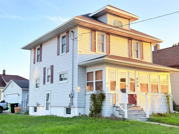 418 W 3rd St, Beaver Dam, WI 53916