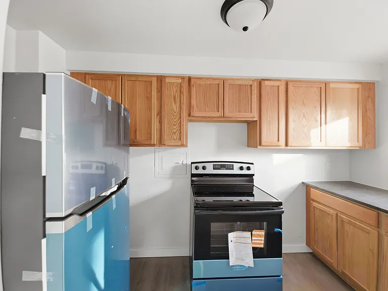 310 N Mercer St #5 — Photo 8