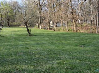 7339 Angola Rd, Holland, OH 43528