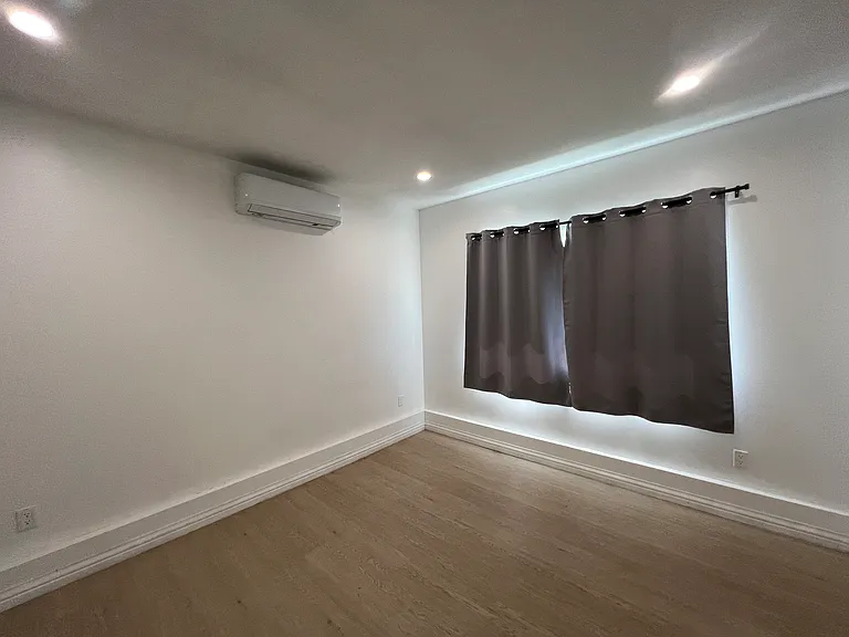 527 N Soldano Ave #527 — Photo 34