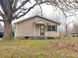 227 Pilgreen Rd, Bruce, MS 38915