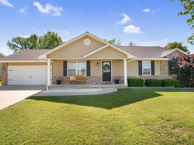 192 Palace Way Dr, Troy, MO, 63379