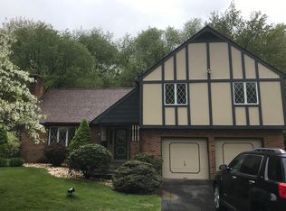 615 Dewey St, Ridgway, PA 15853