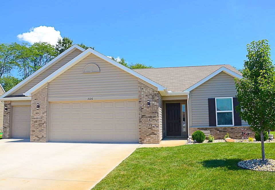 1st image of 3126 Bond Dr