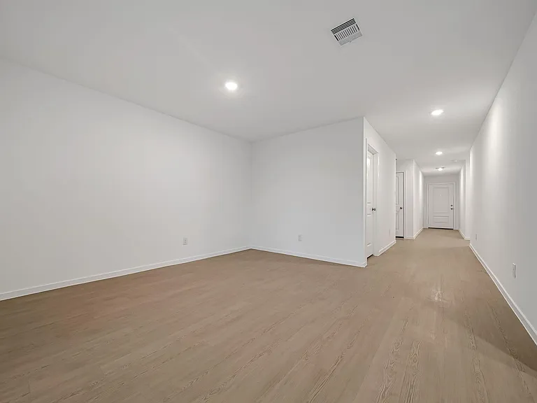 25625 Rose Creek Dr — Photo 3