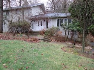 15 Neustadt Ln, Chappaqua, NY 10514