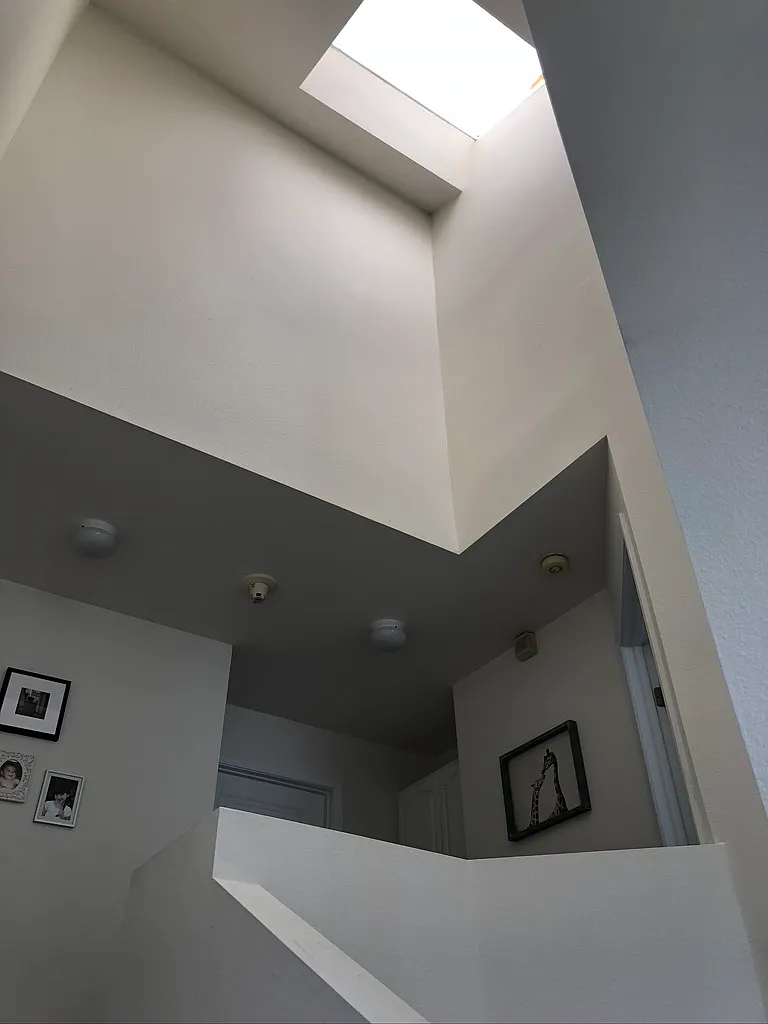 2 bed, 1385 sqft, $3,950 — Photo 2
