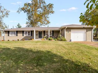4 Rockingham Dr, Columbia, MO 65203