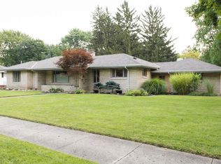 1007 W Springfield Ave, Champaign, IL 61821