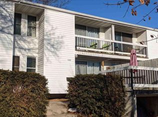 1420 W 2nd Ave, Oshkosh, WI 54902