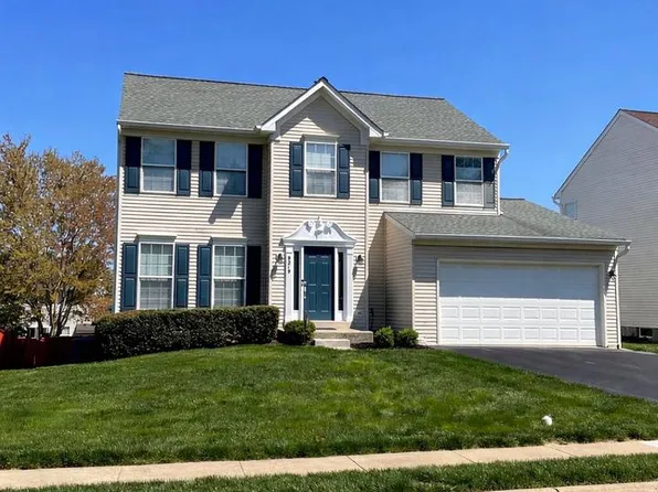 9219 Stephanie St, Manassas Park, VA 20111