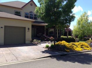 333 Penny Ln, Shady Cove, OR