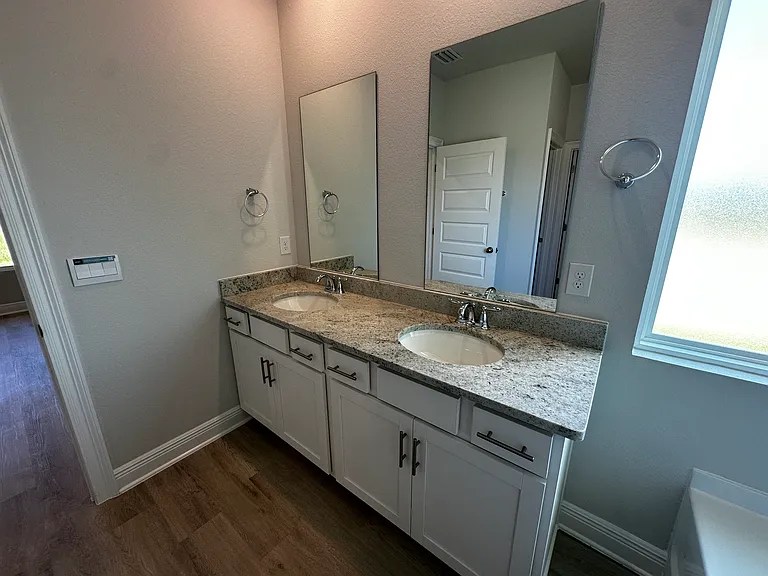 10162 Lamonica Ln — Photo 18