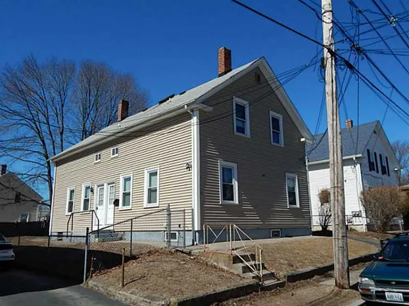 57 Maple Ave, Johnston, RI 02919