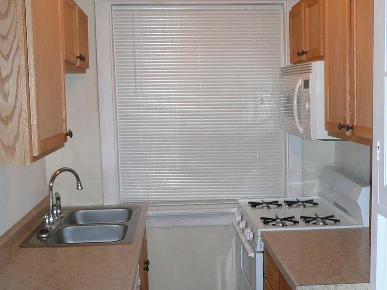 6455 Alamo Ave — Photo 3