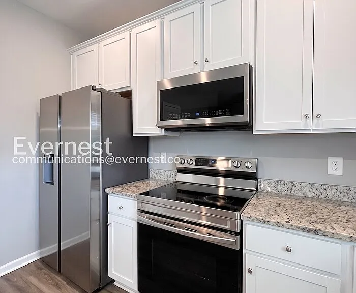 1105 Prospect Ct — Photo 6