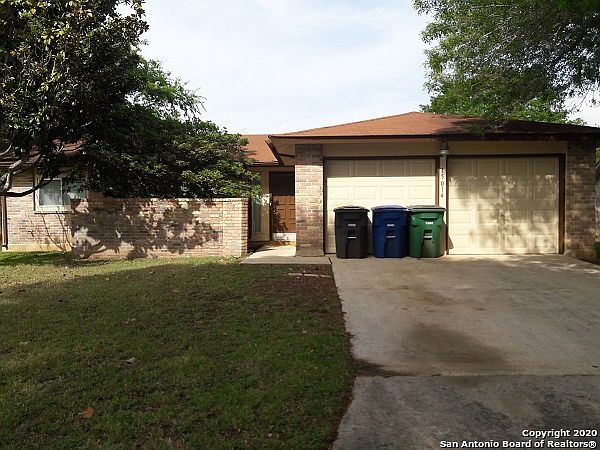 1st image of 15014 Breezy Bend Dr