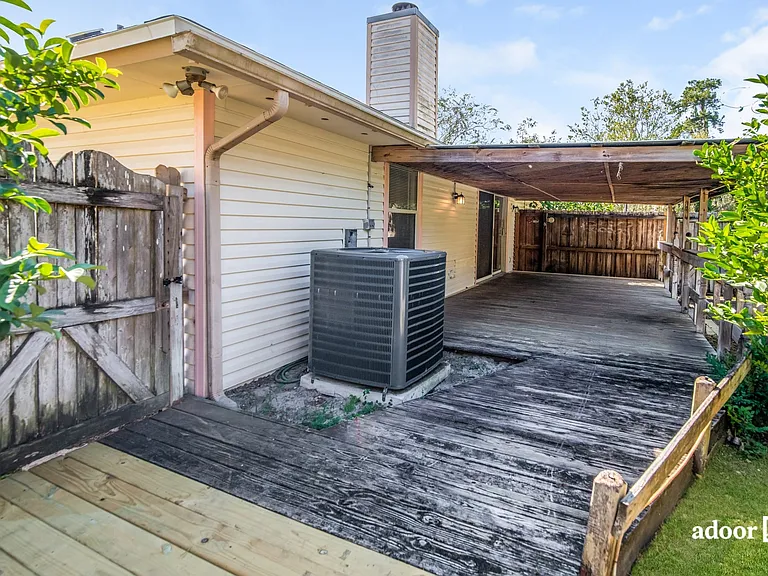 4005 Moresburg Ct — Photo 15