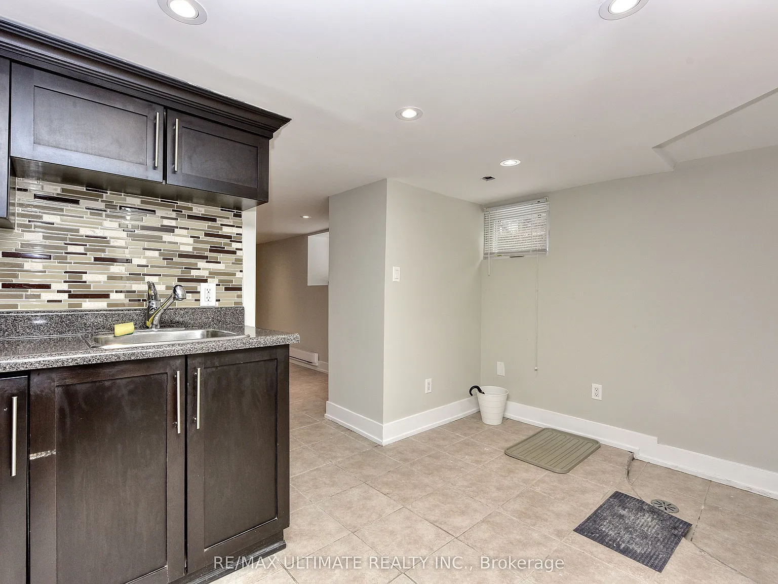 2 bed, $1,590 — Photo 4