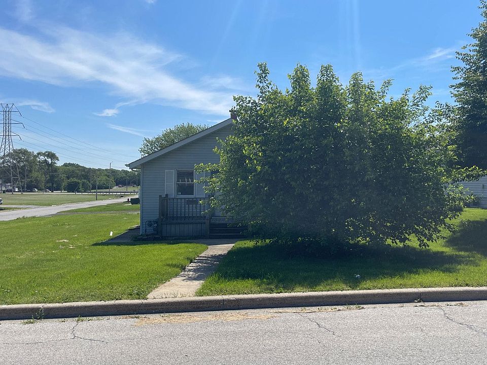 1st image of 3005 Miller Ave
