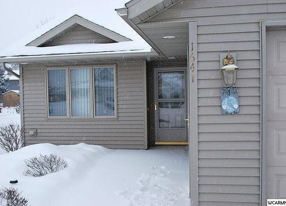 2nd image of 1641 Blue Jay Blvd