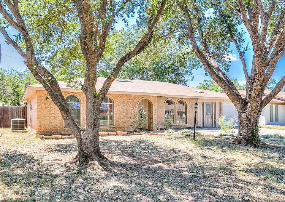 1st image of 3113 Bluebonnet Ln