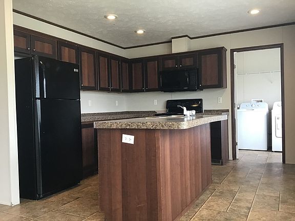 3rd image of 289 Silver Peak Dr #242