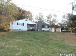 99 Graves Rd, Central Square, NY 13036