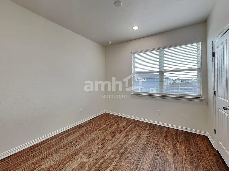 360 Aspen Waters — Photo 18