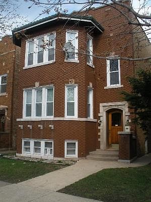 1st image of 1843 S Oak Park Ave