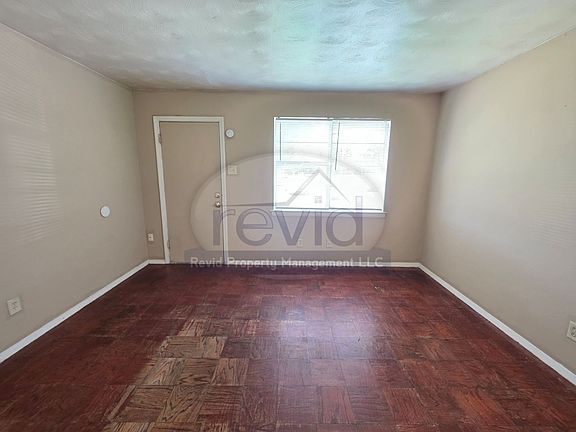 2nd image of 2440 Charjean Cv #2438