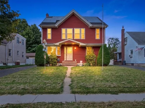 10-18 2nd St, Fair Lawn Boro, NJ 07410