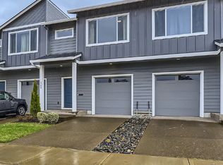 1304 S Quartz Dr, Cornelius, OR 97113