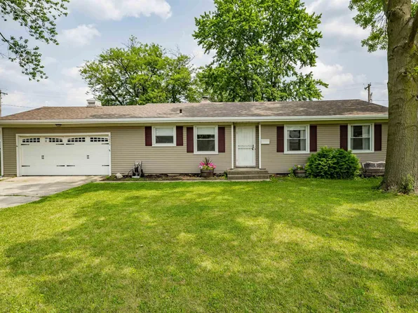 5606 Riviera Dr, Fort Wayne, IN 46825