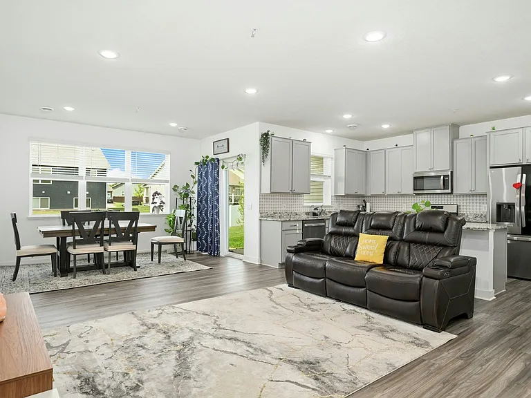 13788 Kaylemore Trl — Photo 6