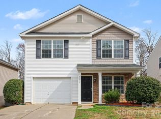 9624 Eagle Feathers Dr, Charlotte, NC 28214
