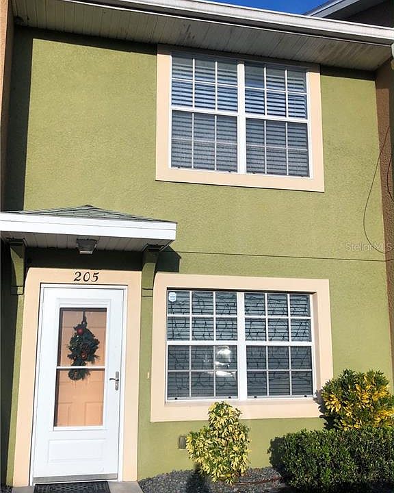1st image of 205 Manoel Silva St #205