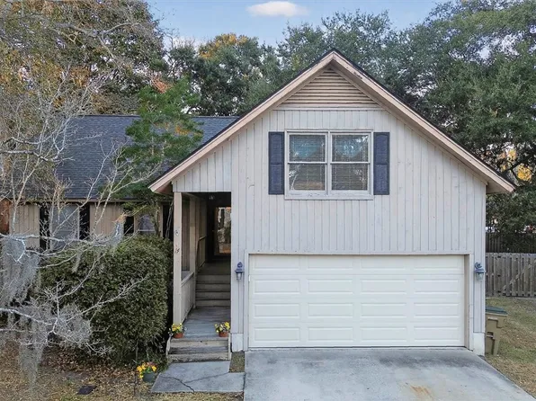 14 E Deerwood Road, Savannah, GA 31410