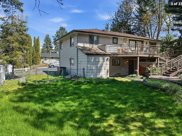 1835 NW Turner Dr — Photo 1