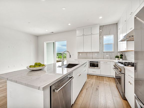 4th image of 6008 Kelly Heights Way