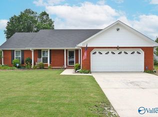 2307 Winthrop Dr SW, Decatur, AL 35603