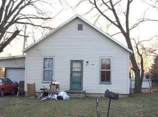 611 S Madison St, Lincoln, IL 62656