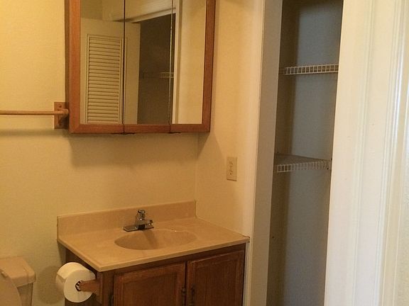 4th image of 376 Margaret Street # Fl 2nd