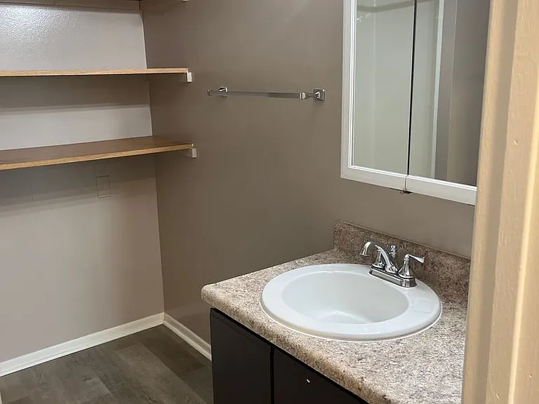 cpa - College Park Apartments — Photo 93